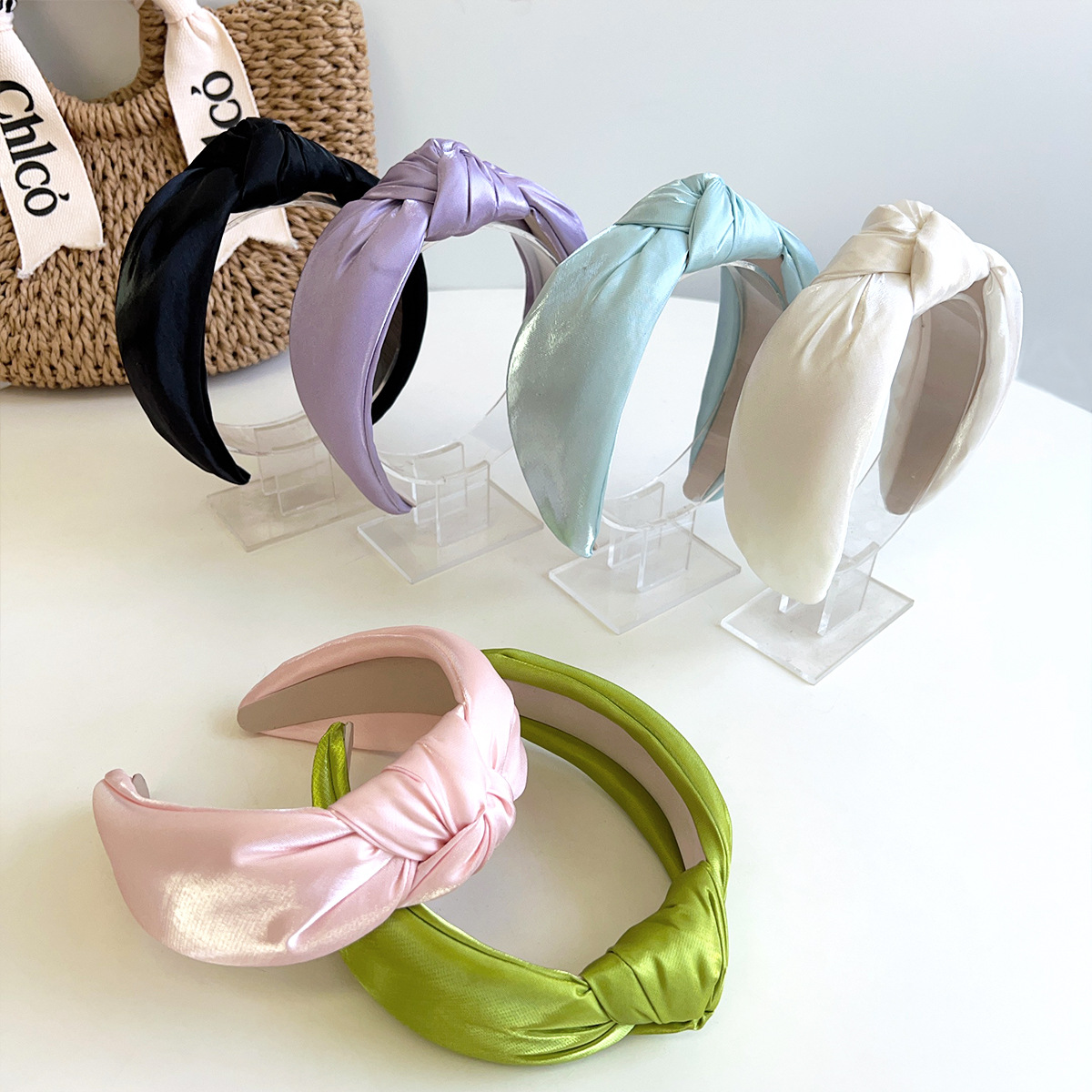 Women Accessories Shop Design - Kadınlar için Zarif İpek Saten Saç