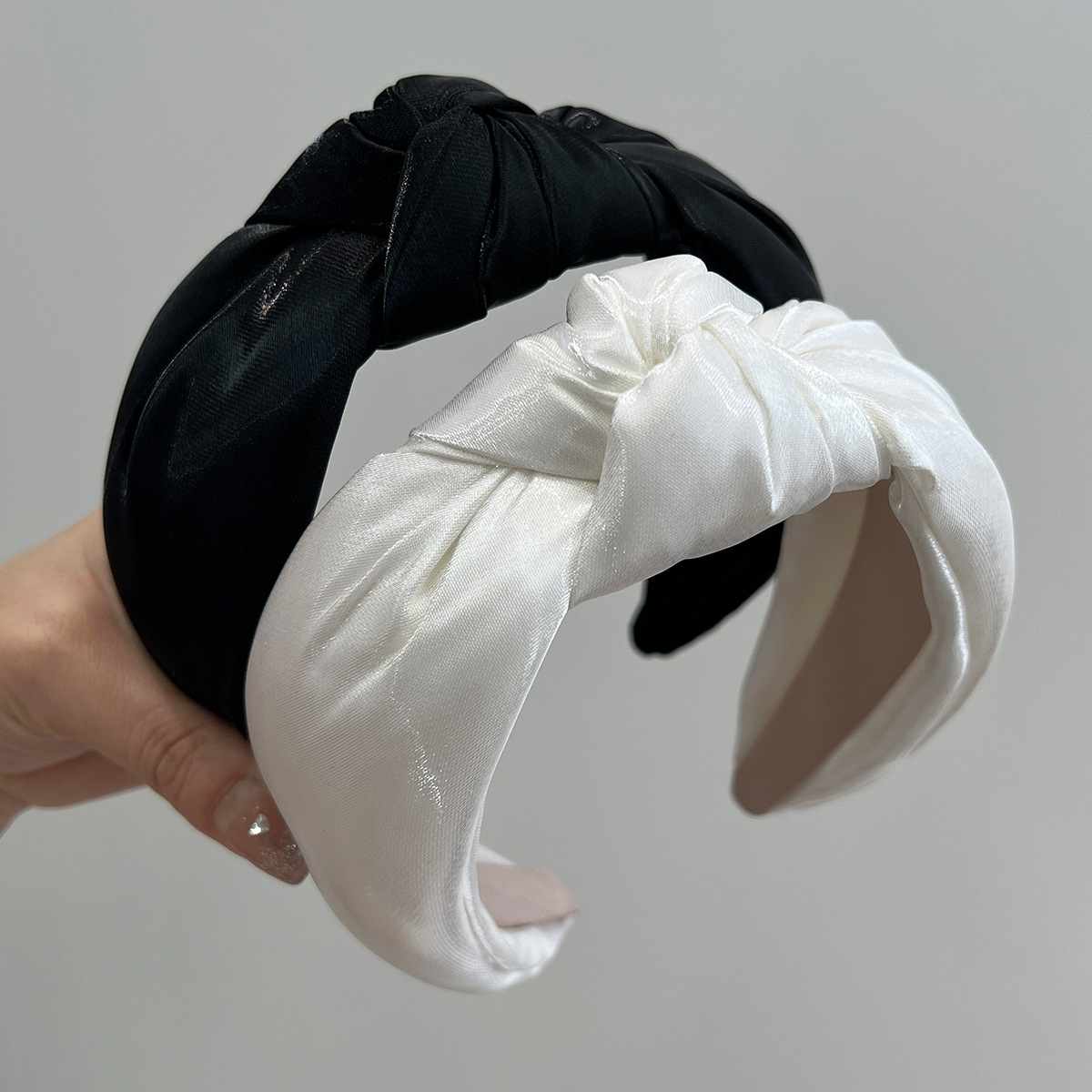 Kadınlar için Zarif İpek Saten - Women Accessories Shop Design incelemesi ve fiyatı